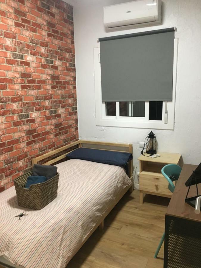 Practical Room: Barcelona-Fira-Airport 略夫雷加特河畔奥斯皮塔莱特 外观 照片